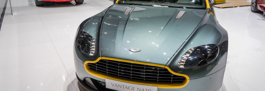 Aston Martin V8 Vantage N430 Autosalon Geneve 2014-1
