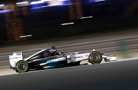 Lewis Hamilton Mercedes AMG Bahrain 2014