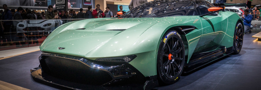 Aston Martin Vulcan Geneva Motor Show 2015-1