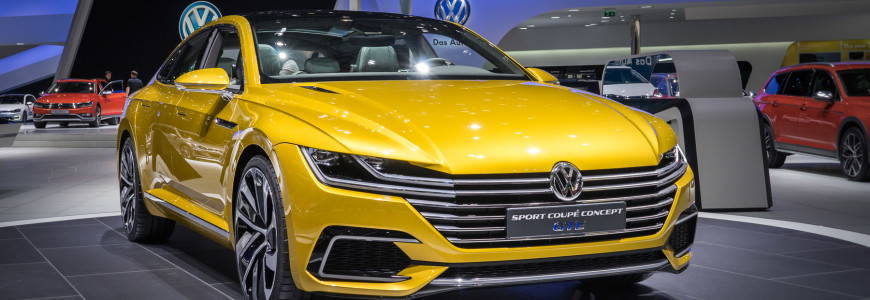 Volkswagen Sport coupe concept GTE Geneva Motor Show 2015-1