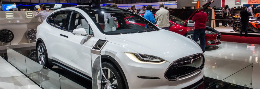 Tesla Model X Pre-Production concept model Autosalon Geneva Motor Show 2013-1