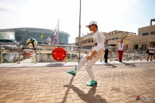 Abu-Dhabi-grand-prix-2014-Yas-Marina-circuit-Mercedes-AMG-F1-Lewis-Hamilton-Nico-Rosberg-13