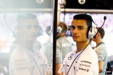 Abu-Dhabi-grand-prix-2014-Yas-Marina-circuit-Mercedes-AMG-F1-Lewis-Hamilton-Nico-Rosberg-43