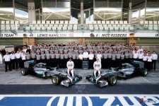 Abu-Dhabi-grand-prix-2014-Yas-Marina-circuit-Mercedes-AMG-F1-Lewis-Hamilton-Nico-Rosberg-59