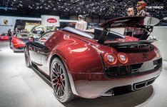 Bugatti-Veyron-Grand-Sport-Vitesse-La-Finale-Geneva-Motor-Show-2015-9