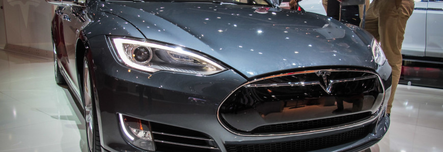 Tesla Model S Autosalon Geneve 2013-1